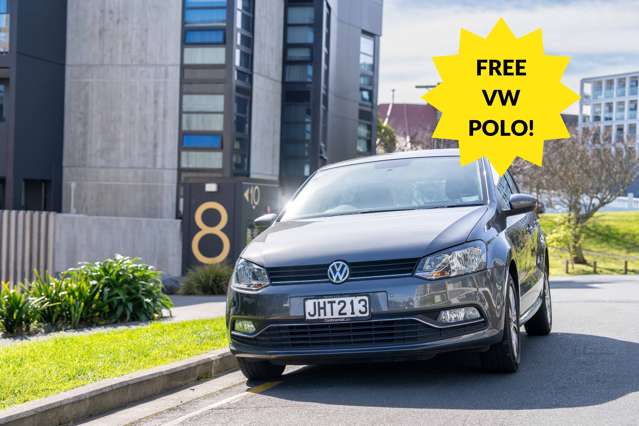 Free VW Polo, Gorgeous Ground Floor Abode!