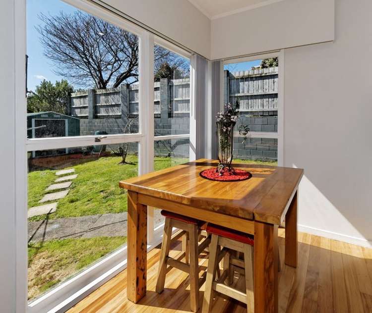 22 Sunnylaw Place Glen Eden_7