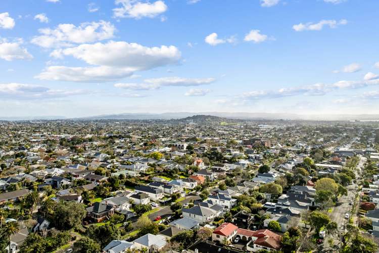 36 Milton Road Mt Eden_21