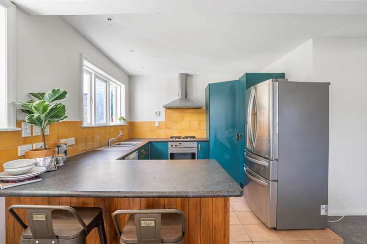 4 Montgomery Avenue Belmont_5