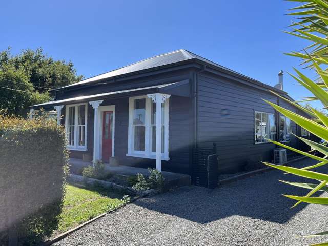 MASTERTON - 4 BEDROOMS