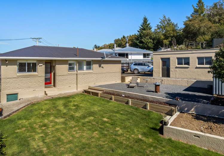 35 Stephen Street Halfway Bush_1