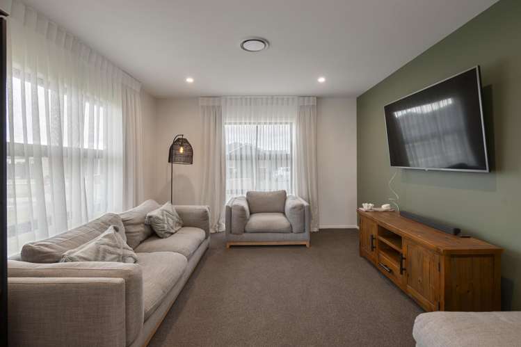 63 Atlantic Drive Fitzherbert_11