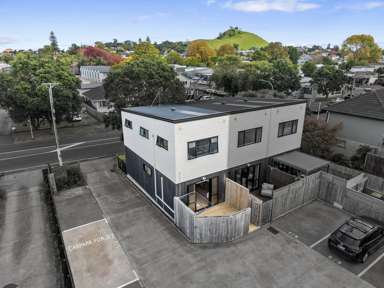 3/3 Rimu Road_1
