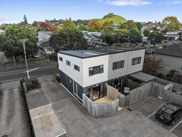 3/3 Rimu Road Mangere Bridge_2