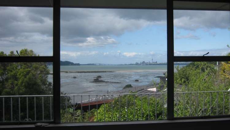 2/46 Gill Avenue Te Atatu Peninsula_9