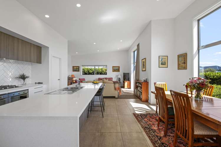 14 Corsair Crescent Burleigh_7