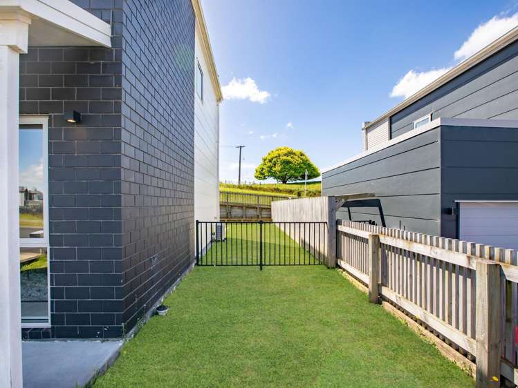 69 Ridgedale Crescent_1