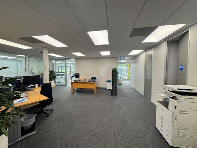 Building /42 Tawa Drive Albany_1