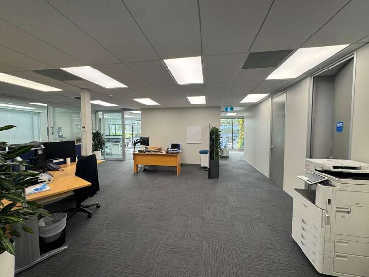 Building /42 Tawa Drive Albany_1