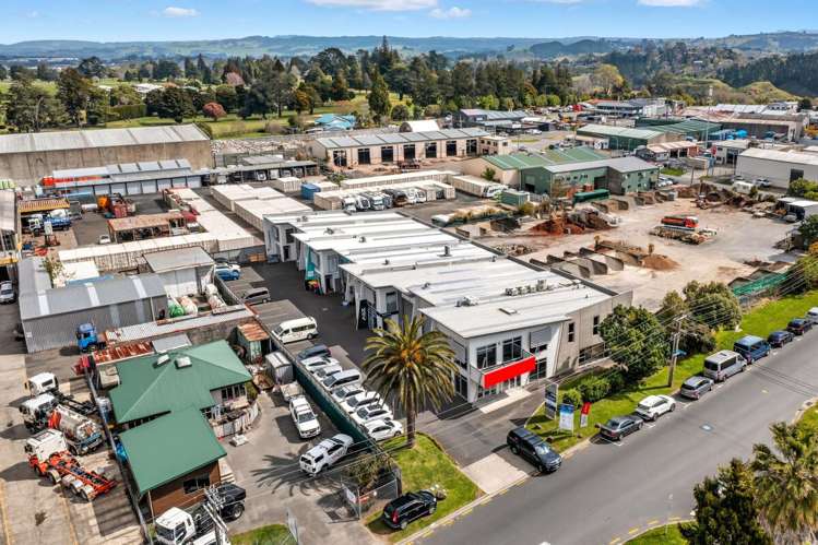 Unit 1, 282 Chadwick Road Greerton_1