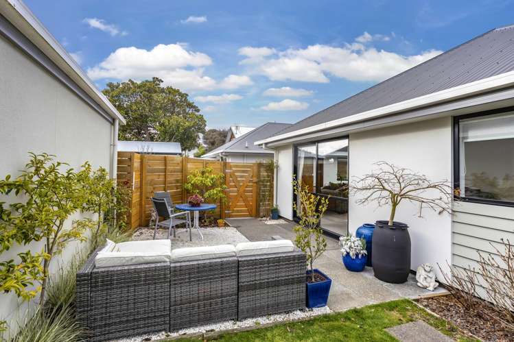 2/57 St Martins Road_5