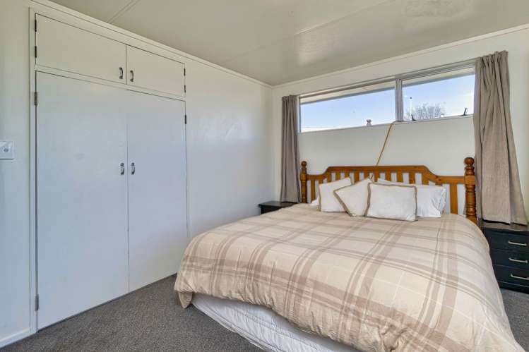 6 Raleigh Street Flaxmere_8