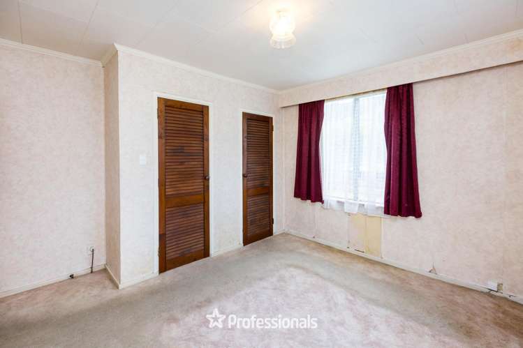 17 Cleland Crescent Naenae_7