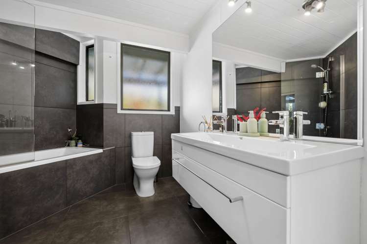 22A Eastern Beach Road Eastern Beach_26