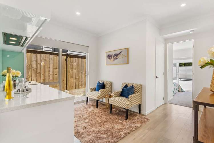 20 Frisken Road Flat Bush_11