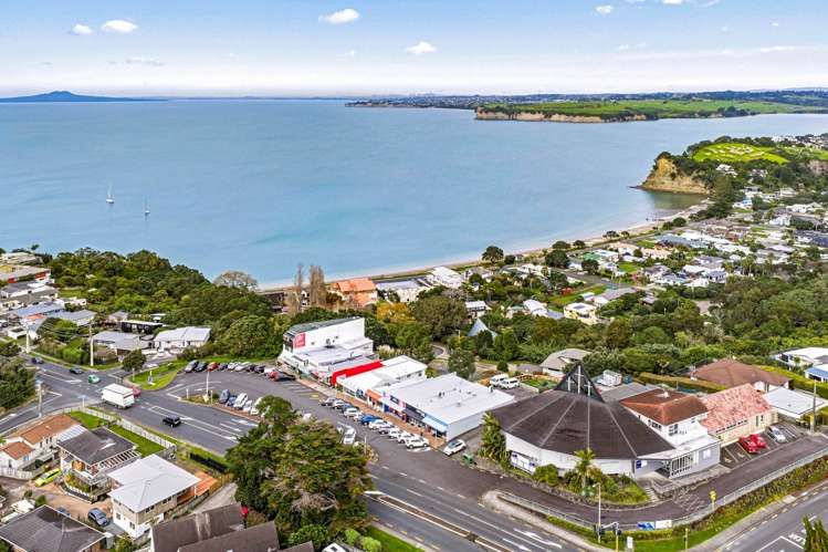 739 & 747F Whangaparaoa Road Stanmore Bay_17