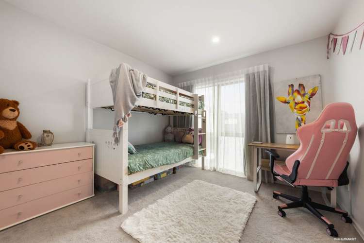 64 Joshua Carder Drive Hobsonville_11