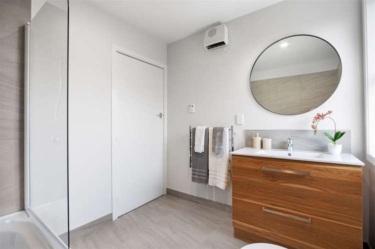 152 Gayhurst Road Dallington_11