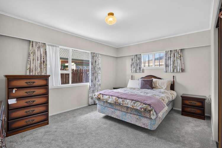 1/4 Alyson Place Stoke_5