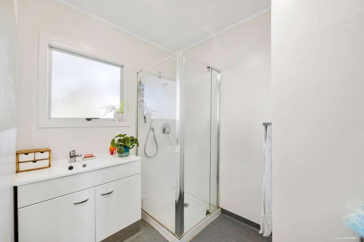 1/30 Burundi Avenue Clendon Park_9