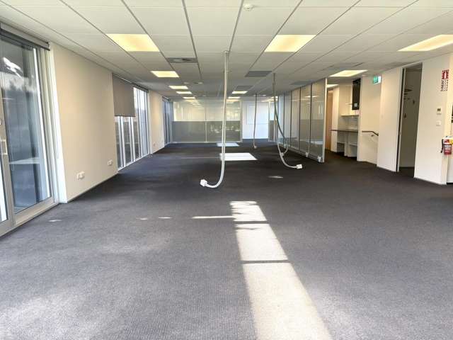 7/9 Sir Gil Simpson Drive Burnside_1