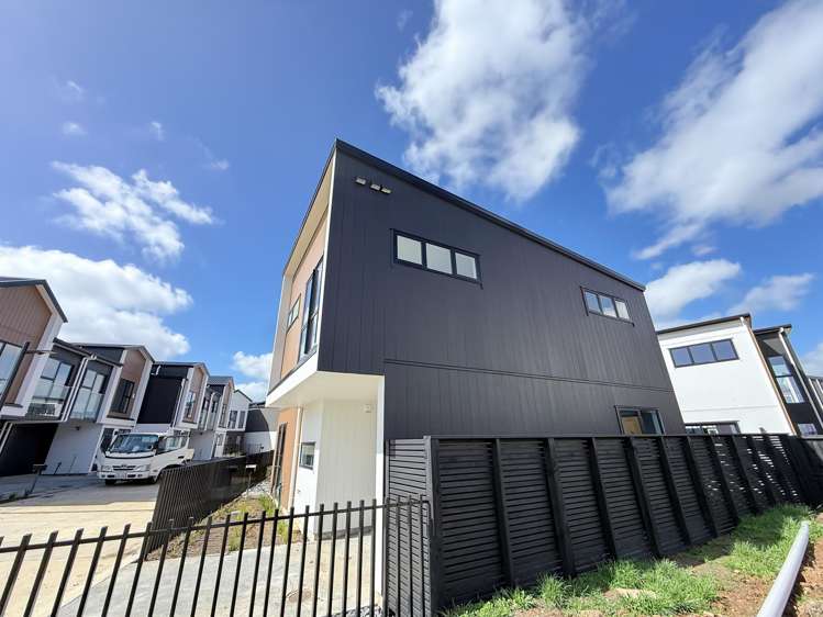 4 Aratuhia Lane Karaka_20