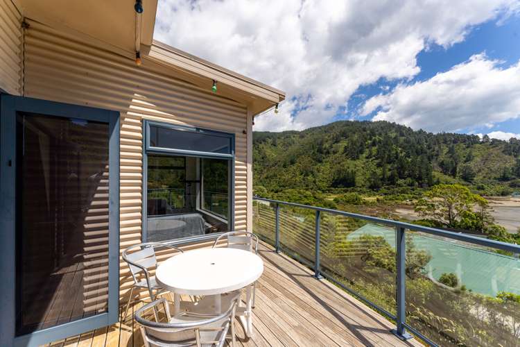 595 Port Underwood Road Whatamango Bay_16