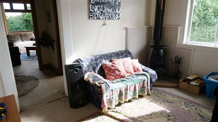 210 Bridge Street Eltham_8