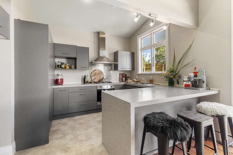 4 Dawson Street Berhampore_10