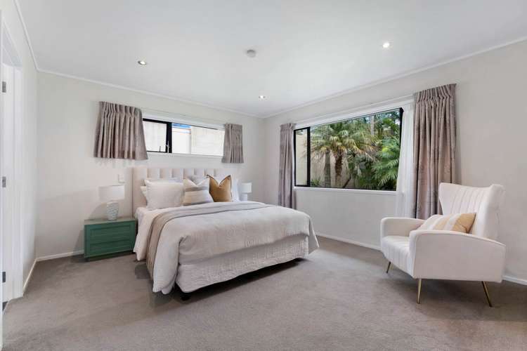 55 Meadowvale Avenue Forrest Hill_18