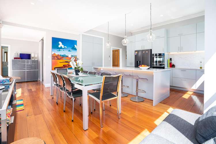 10 Reading Street Karori_14