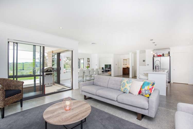 1524 Weranui Road Wainui_10