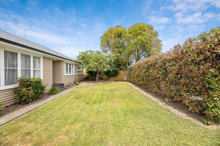 5 Gill Crescent Redwoodtown_21