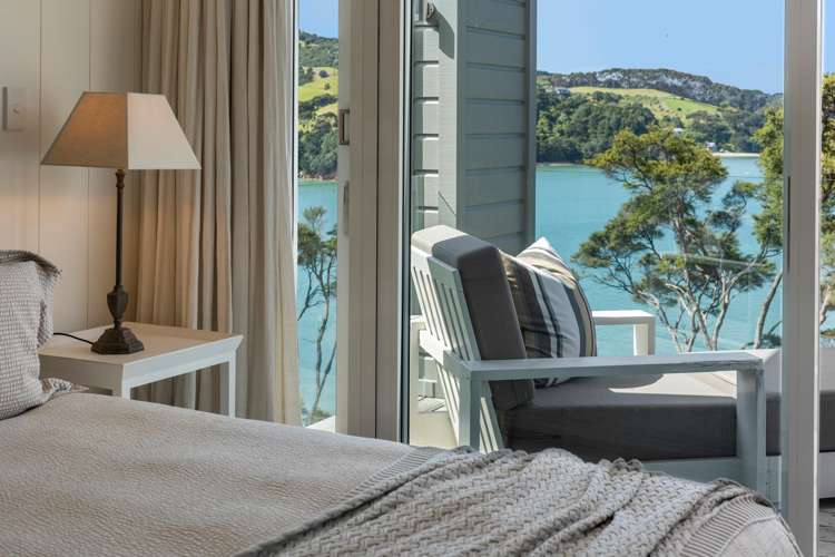 729 Orapiu Road Waiheke Island_19