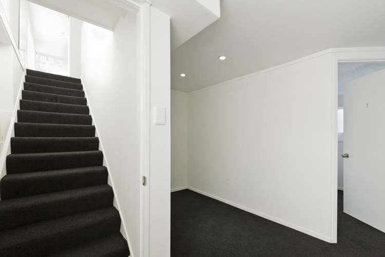 30 Dillon Crescent Clover Park_6