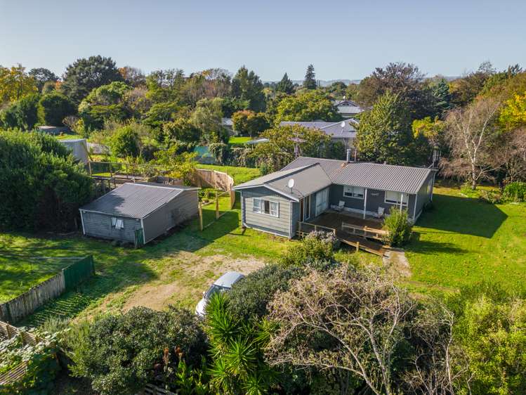 38 Clifton Avenue Carterton_0