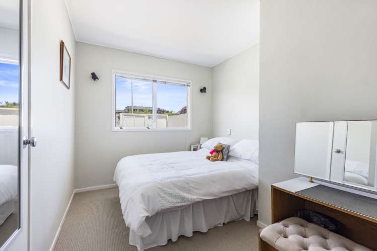 100 Bramley Drive Farm Cove_15