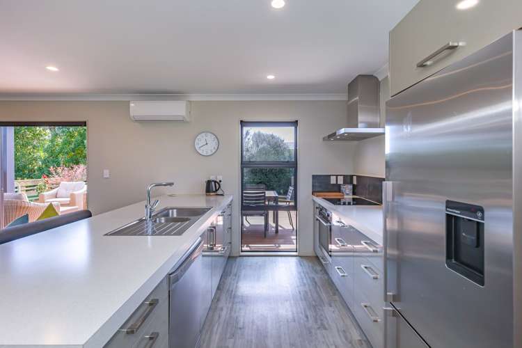 7 Grefor Lane Waitarere_5