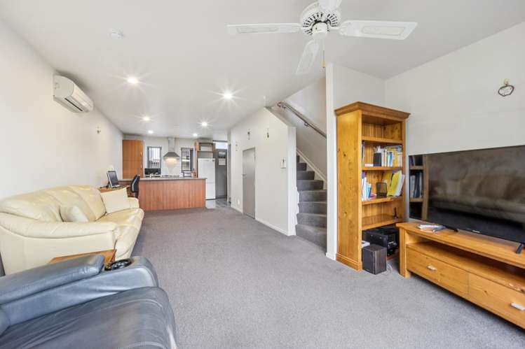 67/42 Holly Street Avondale_0