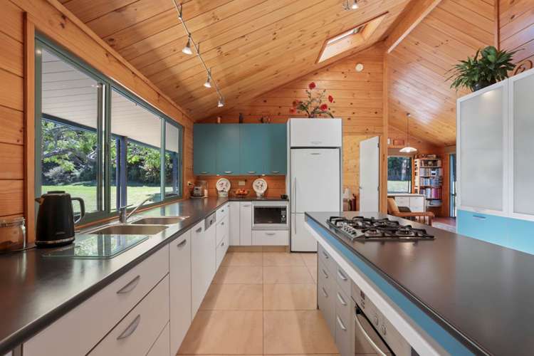 263 Muriwai Valley Road Muriwai_17