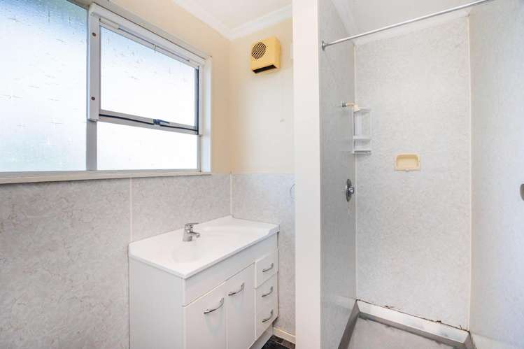 11 Cascade Crescent Westbrook_12