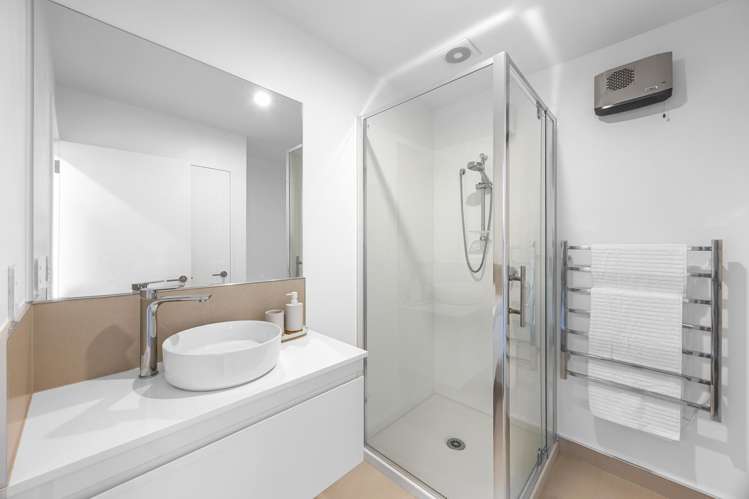 1, 3, 5/70 Isleworth Road Bishopdale_12