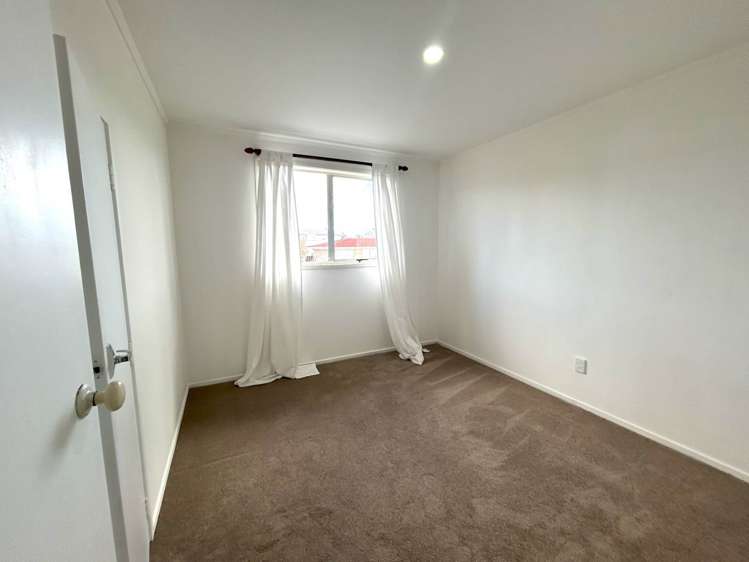 13 Bodi Place Te Atatu South_6