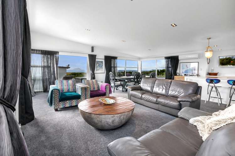 32 Kihi Place Ruakaka_7