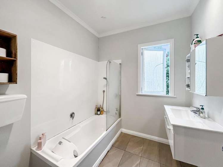 53 Roberts Avenue 1194_9