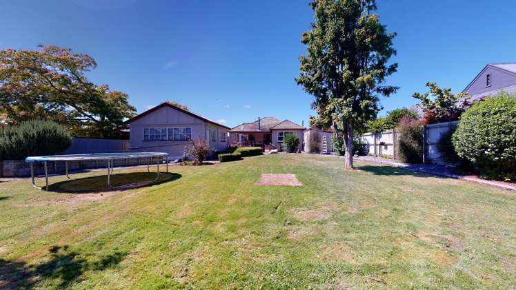 7 Creek Road Allenton_12