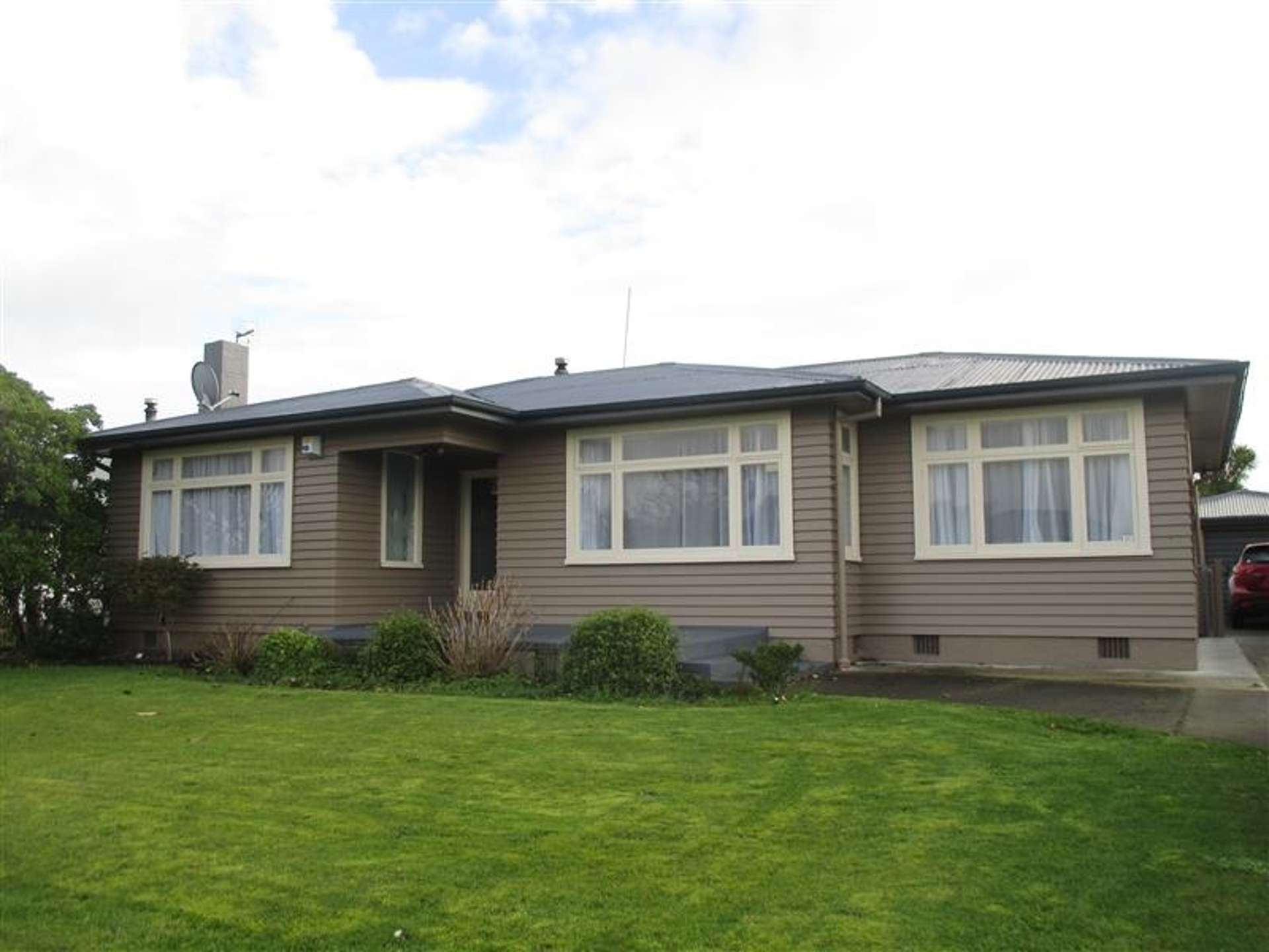 11 Belvedere Crescent Takaro_0