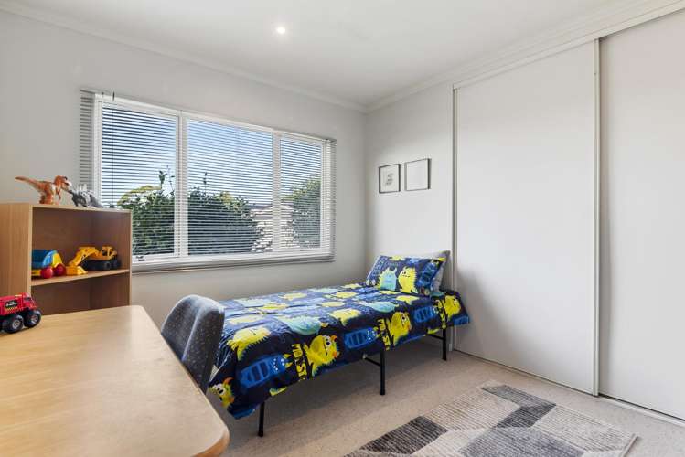 495 & 495A East Coast Road Murrays Bay_22