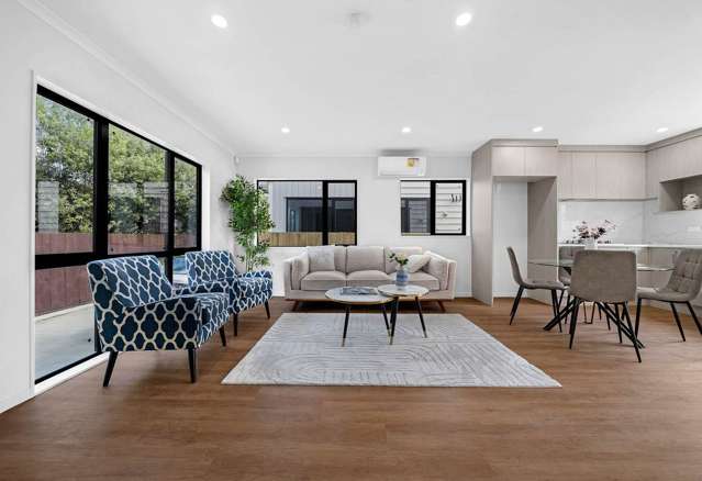 Affordable 3 Bedroom + 2.5 Bathroom + Garage!!